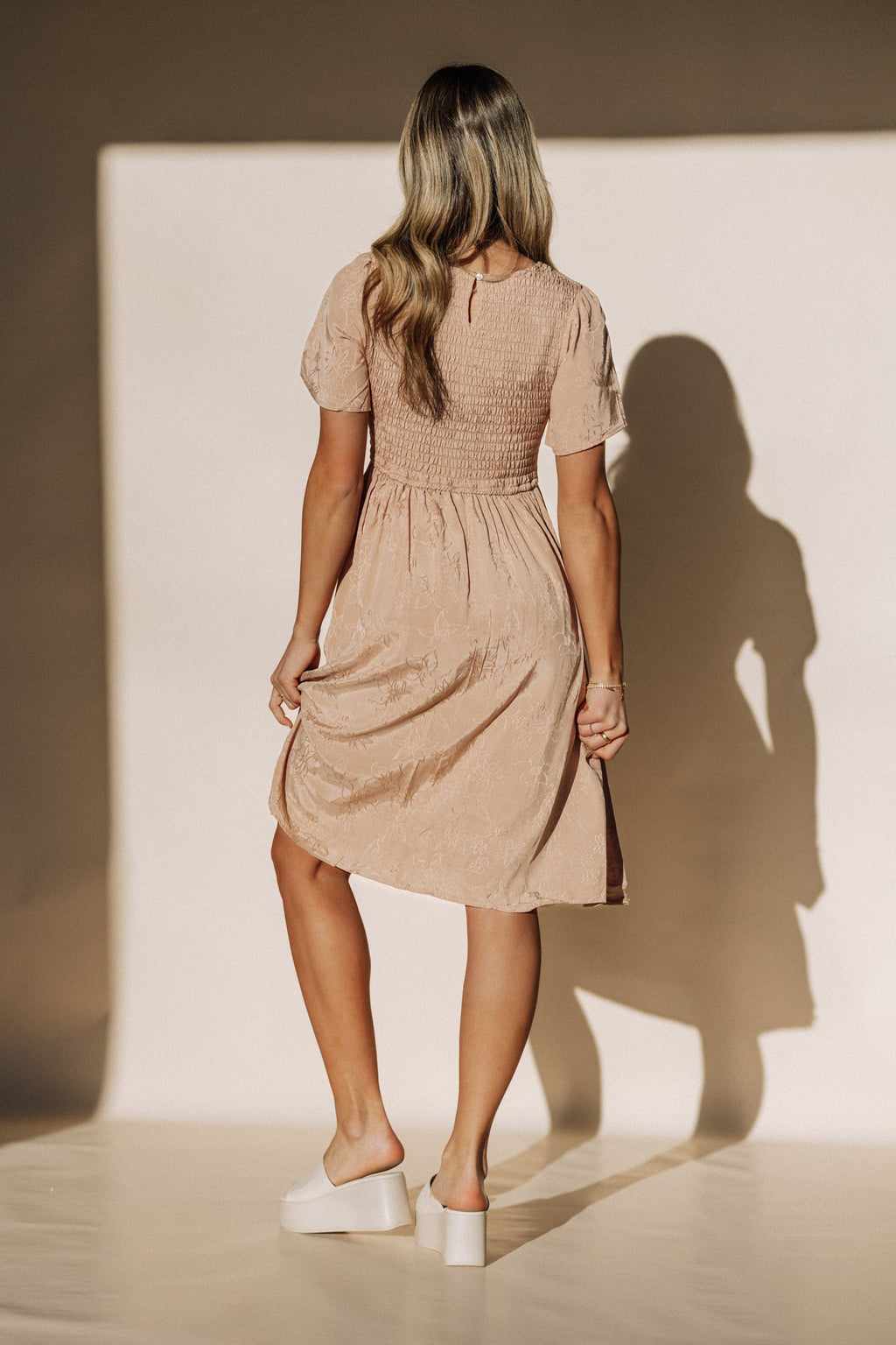 Maylee Dress in Apricot