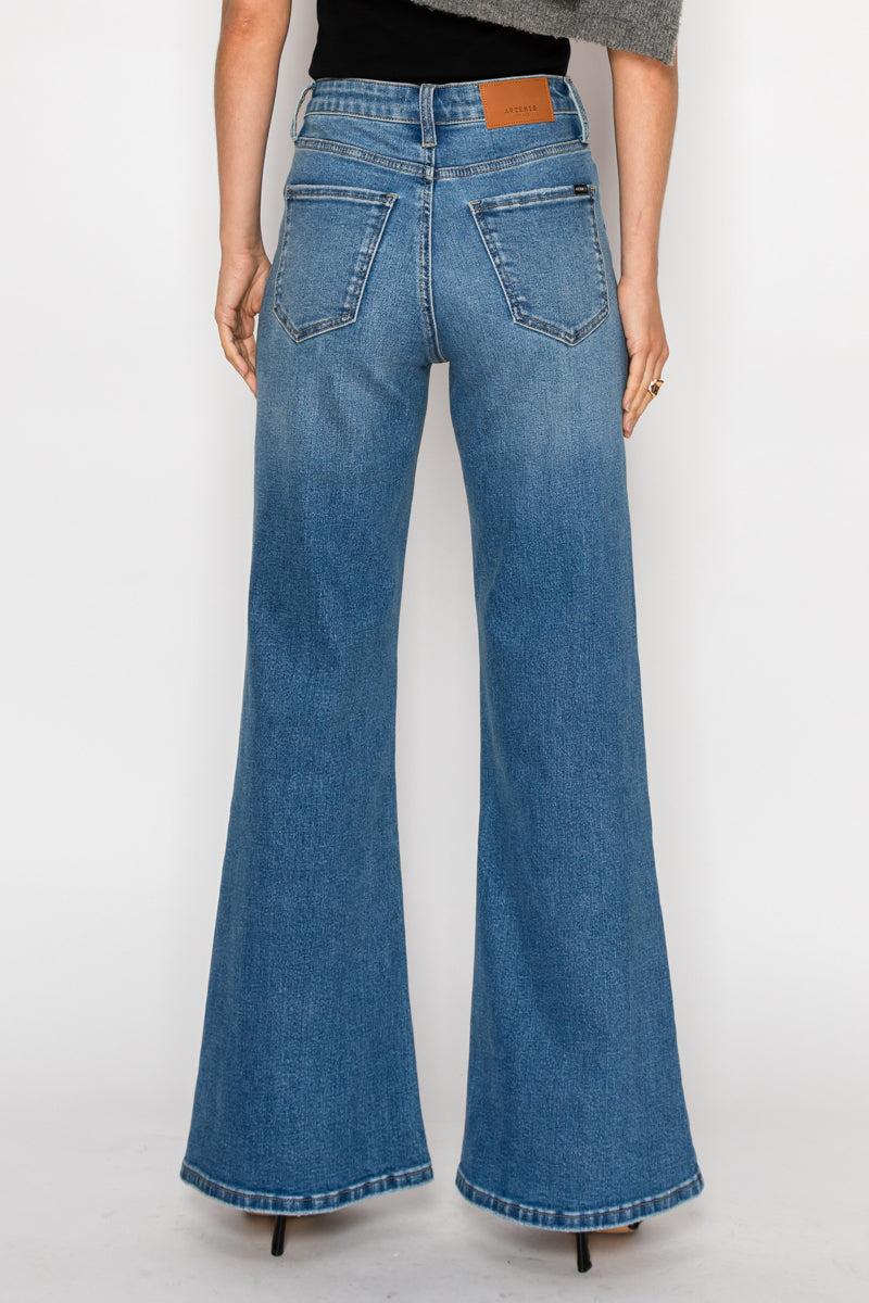 Artemis Vintage | TUMMY CONTROL RELAXED HIGH RISE PALAZZO JEANS *Signature*