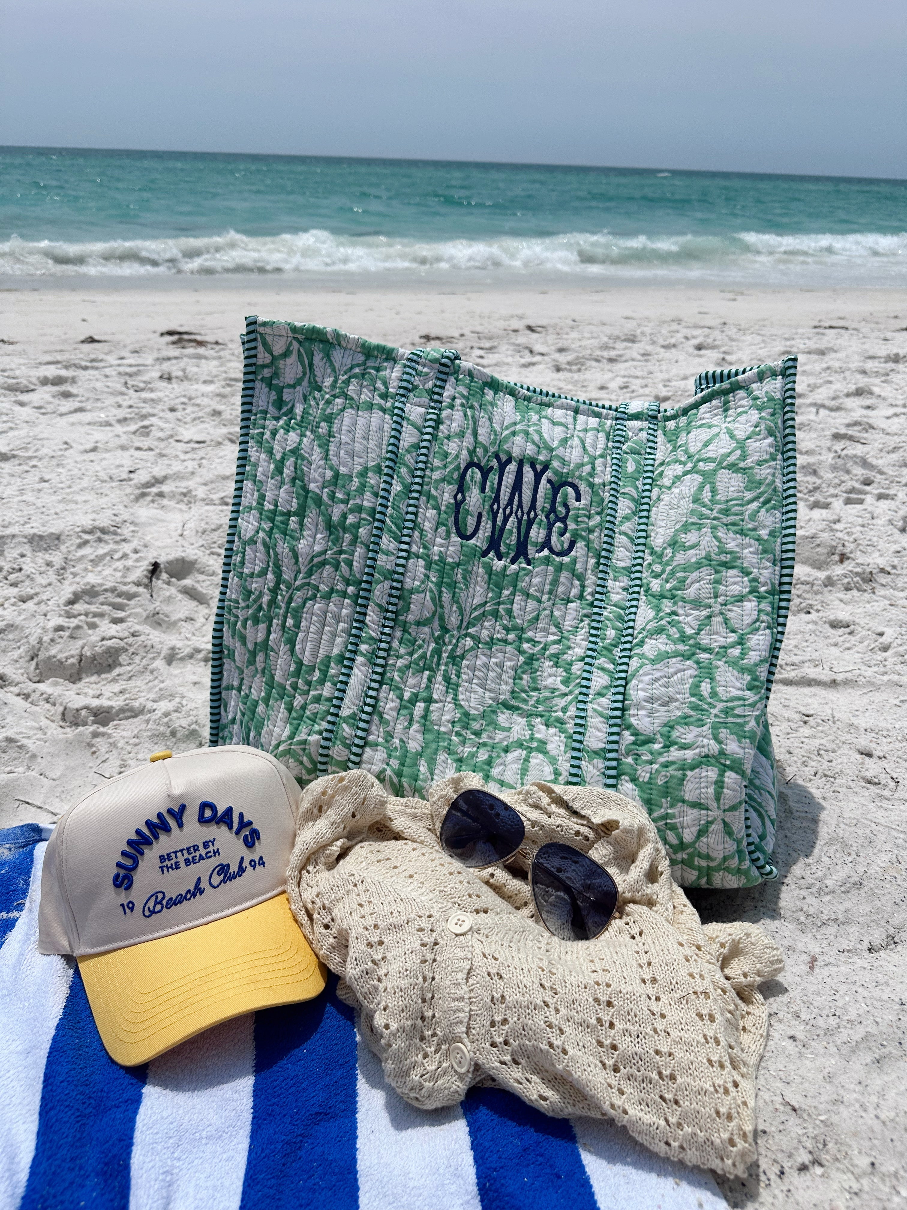 Sunny Days - Yellow Vintage Trucker Hat
